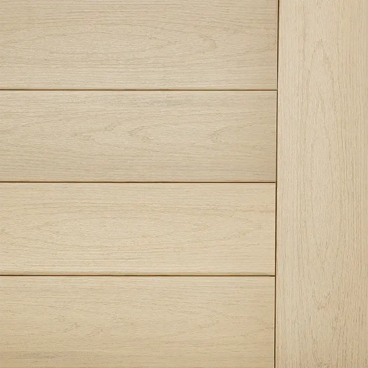 A light decking with a warm hue, it has the patina of lightly sun-bleached teak or cedar